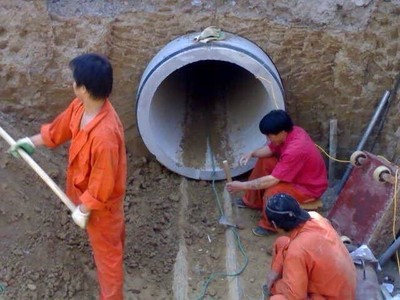 地下管道过路穿越施工,非开挖水泥管管道安装_设备类栏目